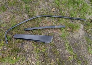 Listwa drzwi prawy tył BMW E38