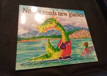 Nessie needs new glases. Po angielsku!