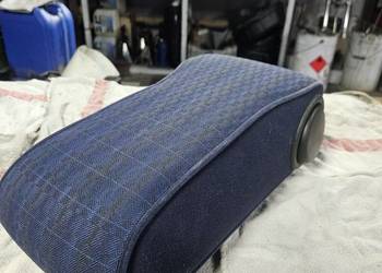 Mercedes W124 podłokietnik Niebieski bardzo ładny