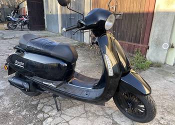 Jm motor 125\50 Yamaha transport Honda sh aprilia habana piaggio vespa