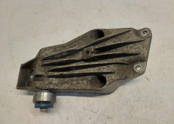 BMW G23 G22 M440i Cabrio Łapa mocowanie silnika lewa 6861559