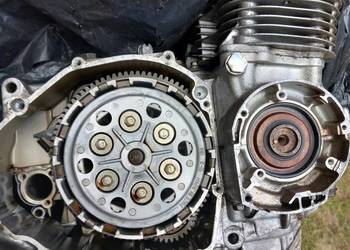 Suzuki  500 sinik  sprzeglo  kpl.