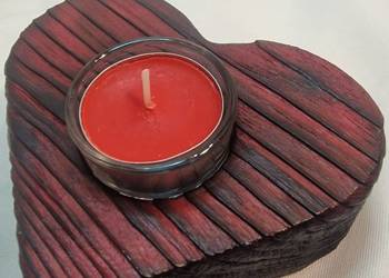 Świecznik serce świerkowy Shou Sugi Ban, bordo, Romy No. 9