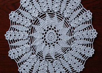 Serwetka szydełkowa 32cm (S153) Serwetka szydełkowa 32cm (S153)