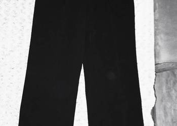 Spodnie damskie klasyczne z kantem Spodnie damskie klasyczne z kantem