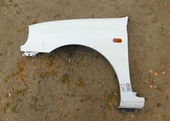 clio II błotnik nr 2582 WYSYŁKA