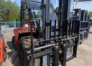Wózek Terenowy widłowy NOWY - .5 Tony 4x4 prześwit 350 mm na trudny teren