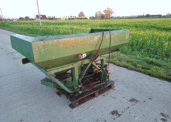 Rozsiewacz Amazone ZAU 1500