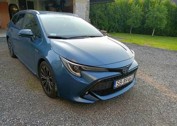 Sprzedam Toyota Corolla 2.0 Hybrid Touring Sports