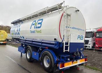 Welgro naczepa do paszy 2 osiowa do przewozu paszy dla zwierząt