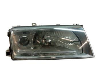 LAMPA PRZÓD PRAWA LIFT SOCZEWKA  1U141016L Skoda Octavia I (1996-2010)