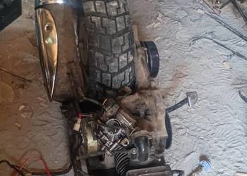 Sprzedam 3 moduły 3 akumulatory i 2 silniki do skutera jeden 80cm drugi 50c Sprzedam 3 moduły 3 akumulatory i 2 silniki do skutera jeden 80cm drugi 50c