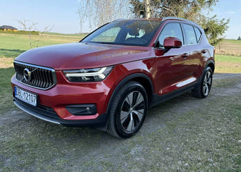 Volvo XC 40 211KM T4 Recharge Plug-IN Momentum Kamera KeyLess Zadbany