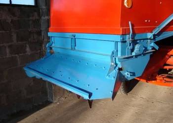 Sieczkarnia szarpacz rozdrabniacz słomy BIZON Z056/Z058 w Rad-Masz Opoczno