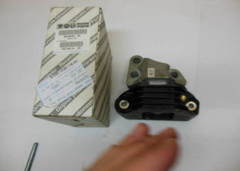 PODUSZKA SILNIKA 519997550 - Jeep RENEGADE Fiat 500X 1.4T MultiAir
