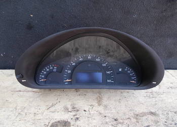 mercedes C220 2.2 cdi 01r licznik zegary prędkościomierz A2035404011