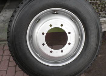 Felga  z oponą 10 R / 22,5 - nowa Felga  z oponą 10 R / 22,5 - nowa