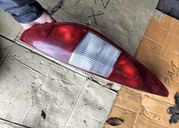 MONDEO  MK3 KOMBI LAMPA LEWA LEWY TYŁ