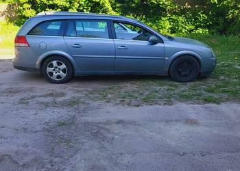 Witam. Sprzedam opelka vectre c. 2004 rok