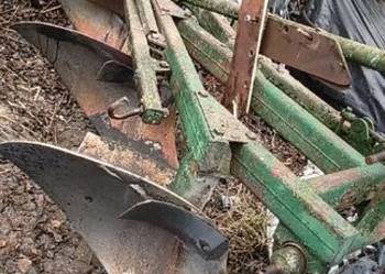 Pług unia 4 skiby nowe elementy robocze, górna półka