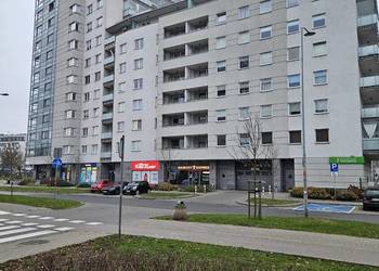 Mieszkanie 54m2 atrakcyjna lokalizacja garaż klimatyzacja 2 balkony