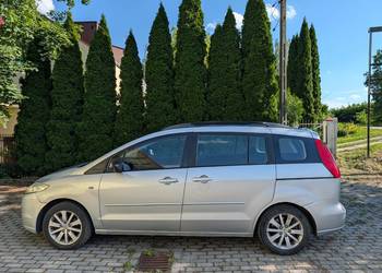 Samochód Mazda 5