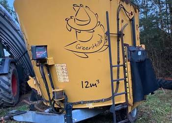 Paszowóz green hollan strautmann vicon kuhn