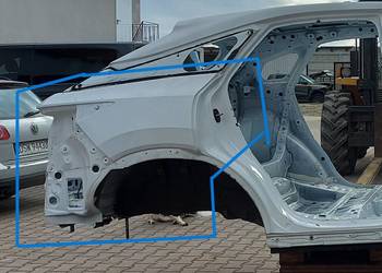 LEXUS RX500H V 5 2023-  BŁOTNIK PRAWY TYŁ