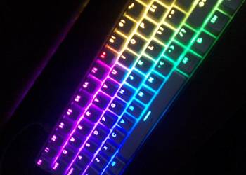 Czyszczenie sprzętu elektrycznego z kurzu oraz innych zanieczyszczeń