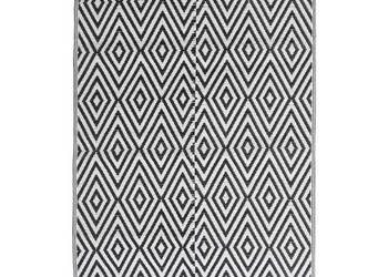 Dywan zewnętrzny czarny 140 x 200 cm PP WM-317016
