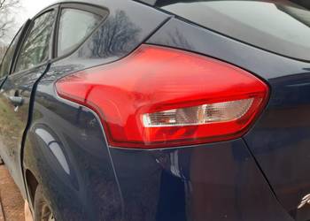 Focus MK3 Lift Lampa prawa lewa tylna prawy lewy tyl