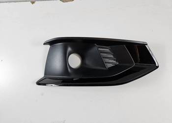 AUDI A4 B9 LIFT S-LINE KRATKA PRAWA ZDERZAKA PRZÓD 8W0807682AK