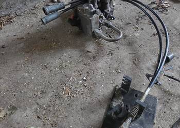 Rozdzielacz 2 sekcyjny z linkami massey 3000