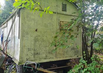 Przyczepa do przewożenia uli