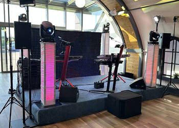 Tower pod ruchome głowy DNA TOTEM XL , wysokość 135 - 250 cm. 2 szt