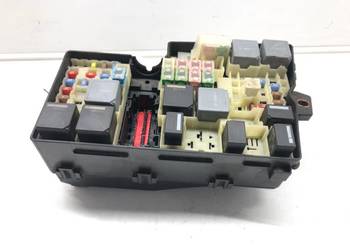 SKRZYNKA BEZPIECZNIKÓW FORD FOCUS III Kombi 1.0 125KM MODUŁ