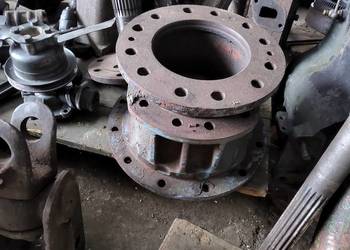 Pochwa do obudowy tylnego mostu Udsus C 360 C 4011 stan dobry