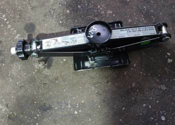 MERCEDES B W245 PODNOSNIK LEWAREK