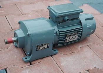 Motoreduktor 0.37kw. 171obr./min. z hamulcem