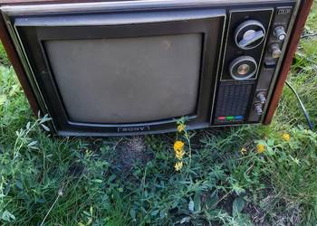 Sprzedam telewizor widoczny na zdjęciu