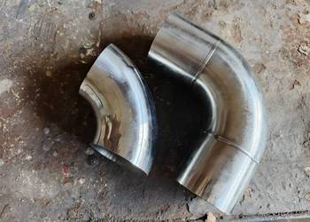 Sprzedam dwa kolanka z nierdzewki Sprzedam dwa kolanka z nierdzewki