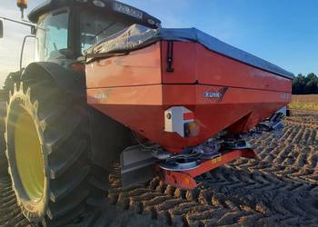 Rozsiewacz nawozów KUHN AXIS 20.1