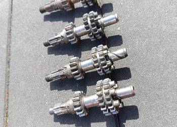 Skrzynia biegów jawa 50 wałek zębatki zdawczej