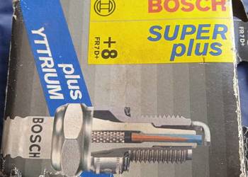 4× Świeca zapłonowa Bosch 0 242 235 666 Nowe komplet