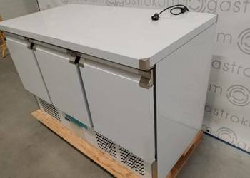 Stół chłodniczy 3-drzwiowy agregat dolny Yato YG-05300