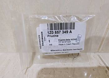 Sprężyna uchwytu schowka 1Z0857349A Skoda Octavia 2 i 2FL