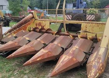 Przystawka do kukurydzy  5 rzędów New Holland