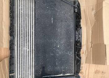 AUDI PAS PRZEDNI Z CHŁODNICAMI A4 B8 8K0121251R