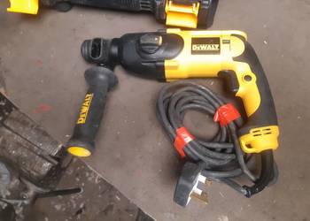 Mlotowiertarka Dewalt D25013 ,jak nowa