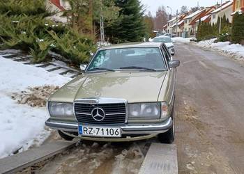 Mercedes C123 Coupe 230 1983